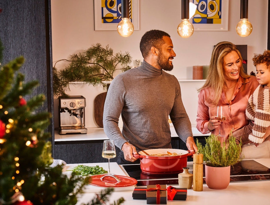 Festliches Weihnachtsmenü für einen gemütlichen Abend am Tisch