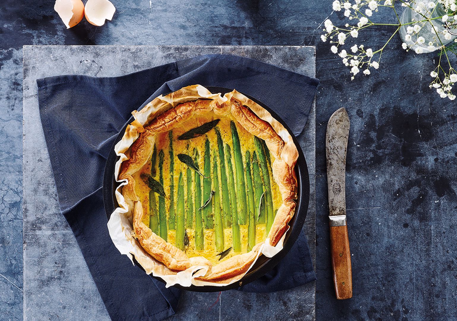 Quiche met asperges en rauwe ham