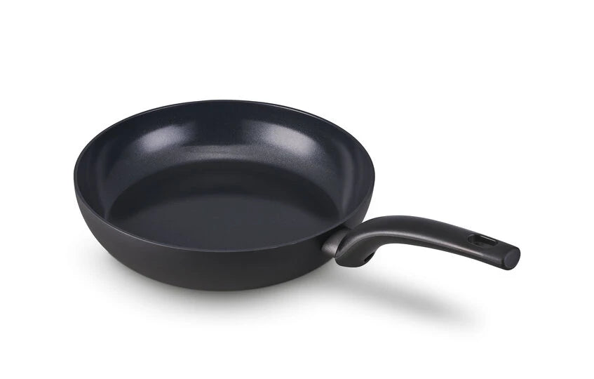 Kuro poêle à frire revêtue