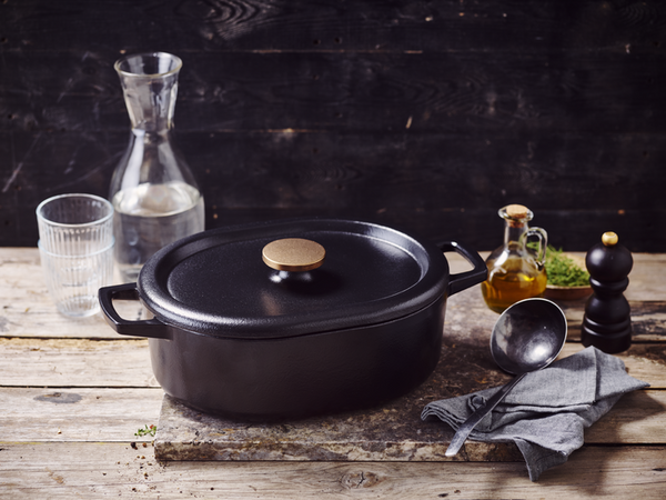 Nori dutch oven