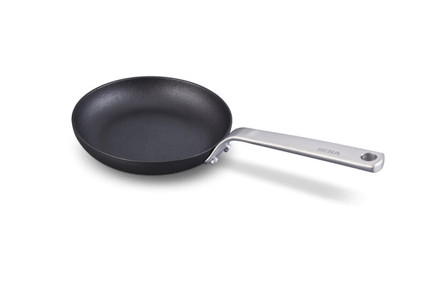Stark frying pan