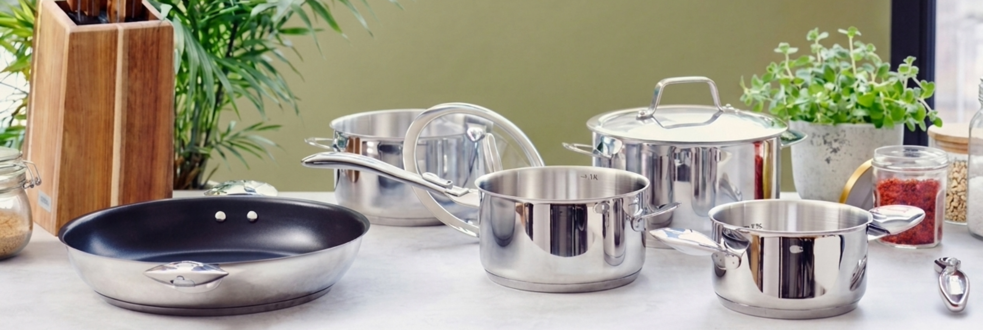 Spring deals bis -50%