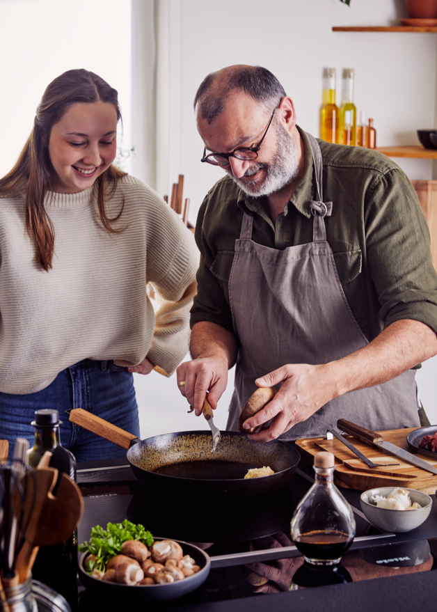 Carbon steel pan patina